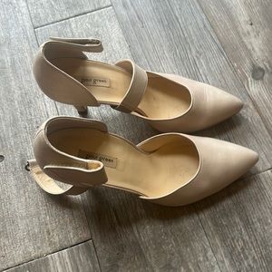 C. Paul green leather heels size 7.5 great condition